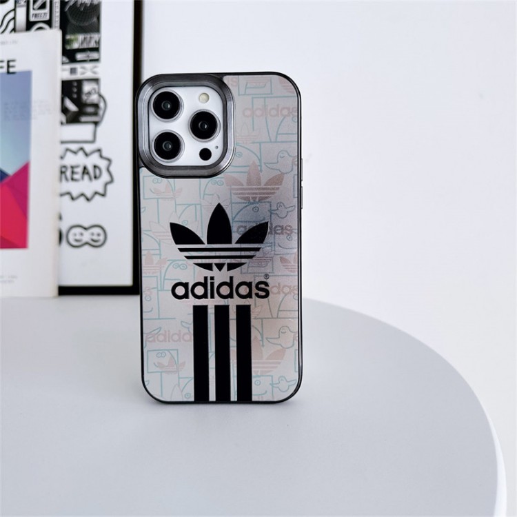 Adidas アディダスブランドiPhone16 15 14pro maxケースメンズiPhone 16 15 plus 14 pro maxブランドスマホケースiPhone16  15pro max 14pro 13 12スマホカバー耐衝撃オシャレ