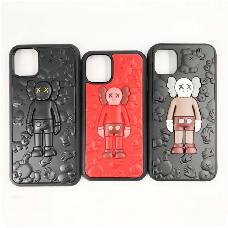 Kaws カウズアイフォン16 pro max 15 14 16 plusハイブランドケースiPhone 16 15 plus 14 pro maxブランドスマホケースiPhone16  15pro max 14pro 13 12スマホカバー耐衝撃オシャレ