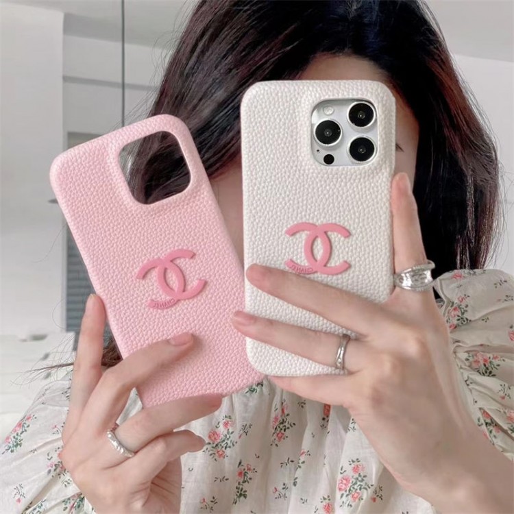 Chanel シャネルブランドiPhone16  plus 15 16pro maxケースメンズiPhone 16 15 plus 16 pro maxブランドスマホケース芸能人愛用するブランドアイフォン16  pro15 16 proケースカバー