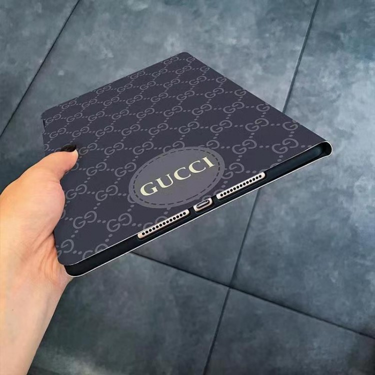 Gucci グッチハイブランド iPad AIR 5 2023世代ケース手帳型 ケースipad pro12.9インチカバーブランド男女愛用カワイイ ブランド アイパッドmini6保護カバー スタンドアイパッド ポロ12.9/11インチケースカバー多機能性