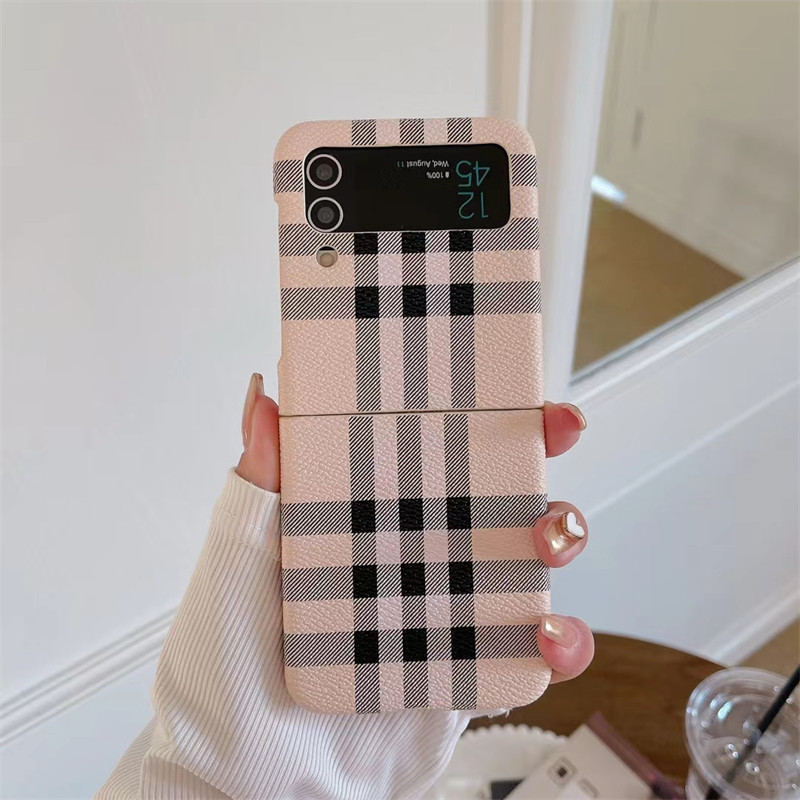 Burberry バーバリー  ギャラクシーz fold3/2 4 5ブランドスマホカバーブランド落下保護galaxy z flip3 4 5携帯カバー